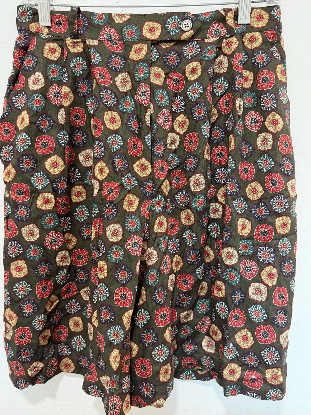 Vintage Talbots sz 12 Patterned Pleated shorts Brown Floral Medallion wool blend